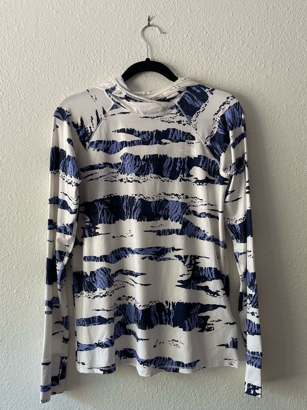 NWT The North Face Class V Water Hoodie Womens Small UPF Sun Shirt Blue Print
